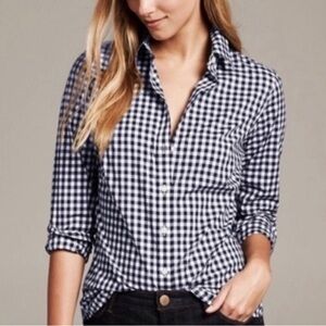 J. Crew Gingham navy blue and white button down long sleeve shirt